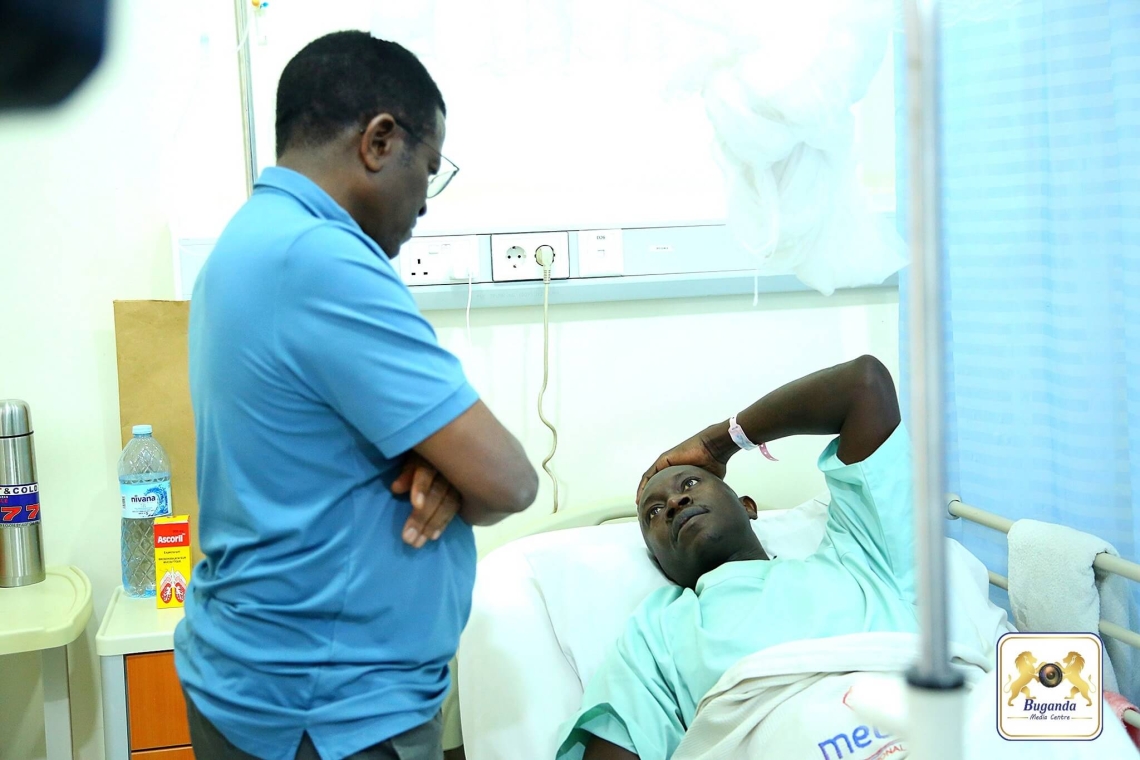 Katikkiro alambudde Mukuumi wa Kabaka Afande Orech Francis mu Ddwaliro e Kololo